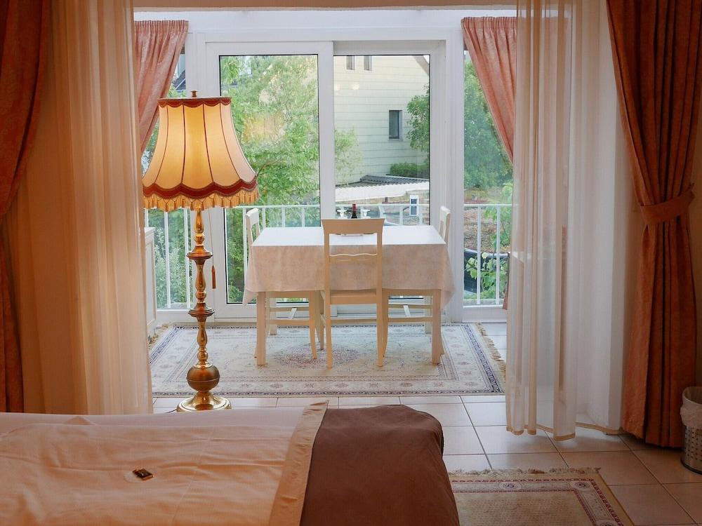 דיסלדורף Haus Mooren, Hotel Garni מראה חיצוני תמונה