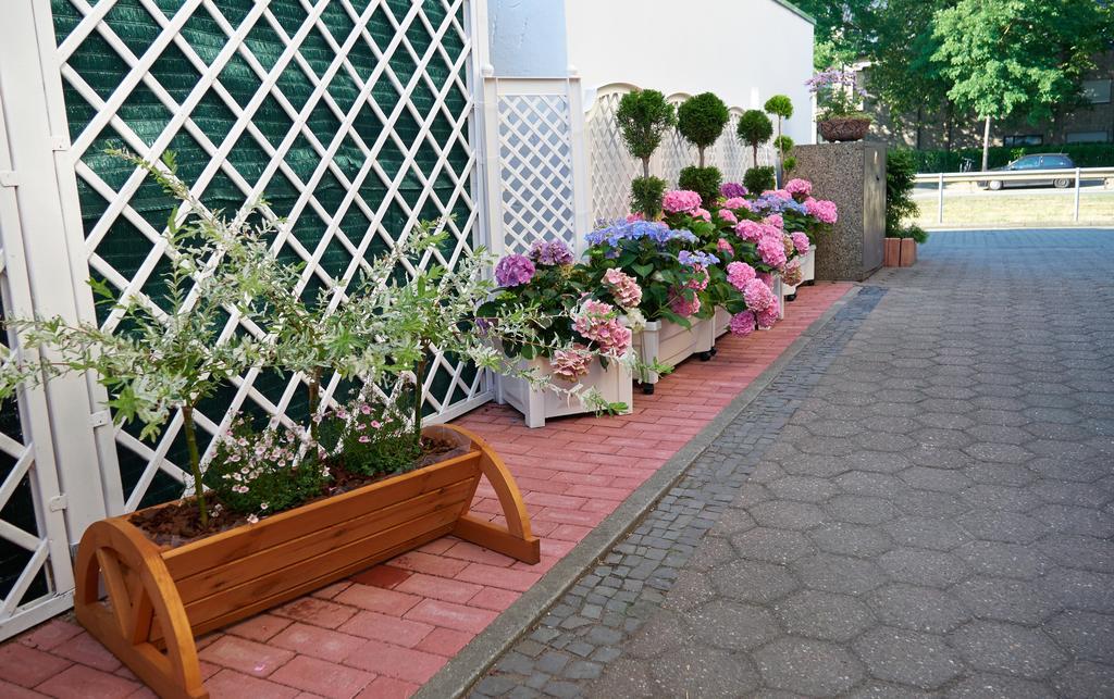 דיסלדורף Haus Mooren, Hotel Garni מראה חיצוני תמונה